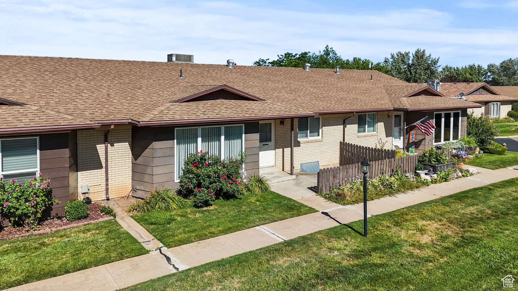 EMERALD HILLS CONDOS - Residential