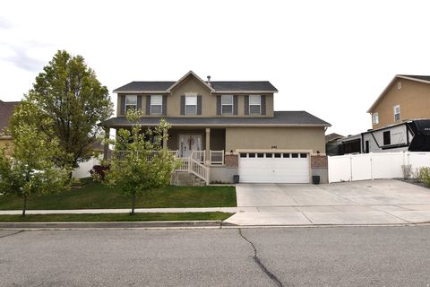 Photo of 5163 W BUCKEYE VIEW WAY, Riverton, UT 84096 (MLS # 2150938)