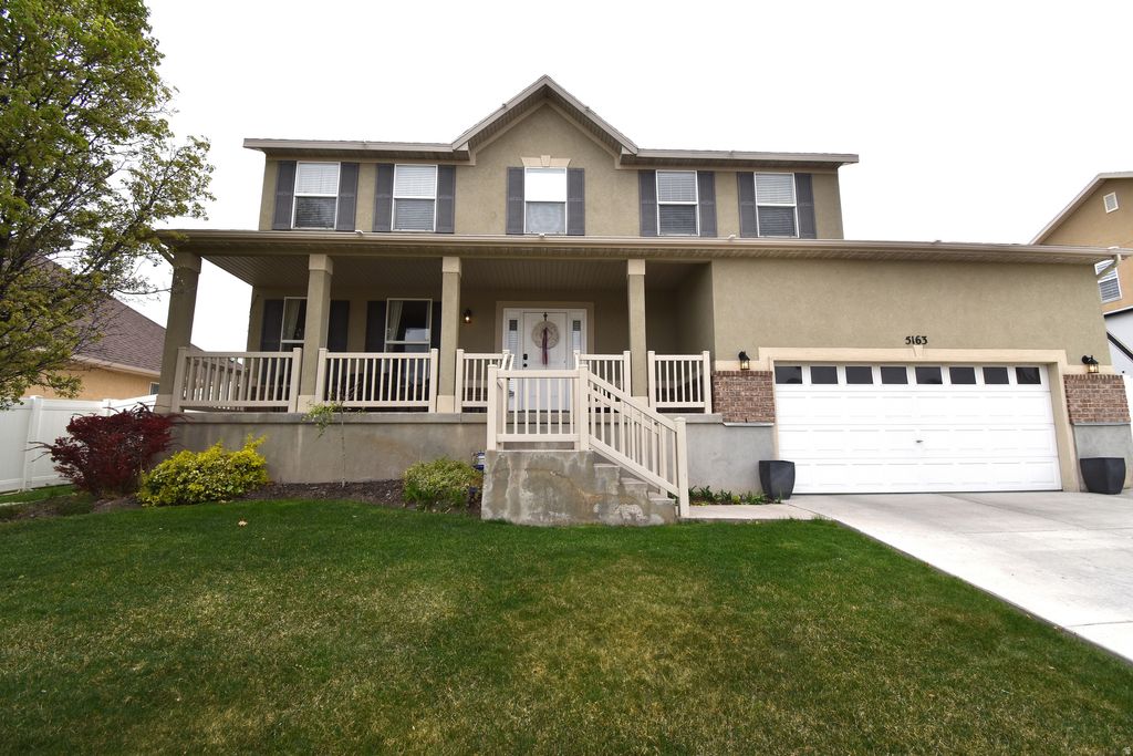 Photo of 5163 W BUCKEYE VIEW WAY, Riverton, UT 84096 (MLS # 2150938)