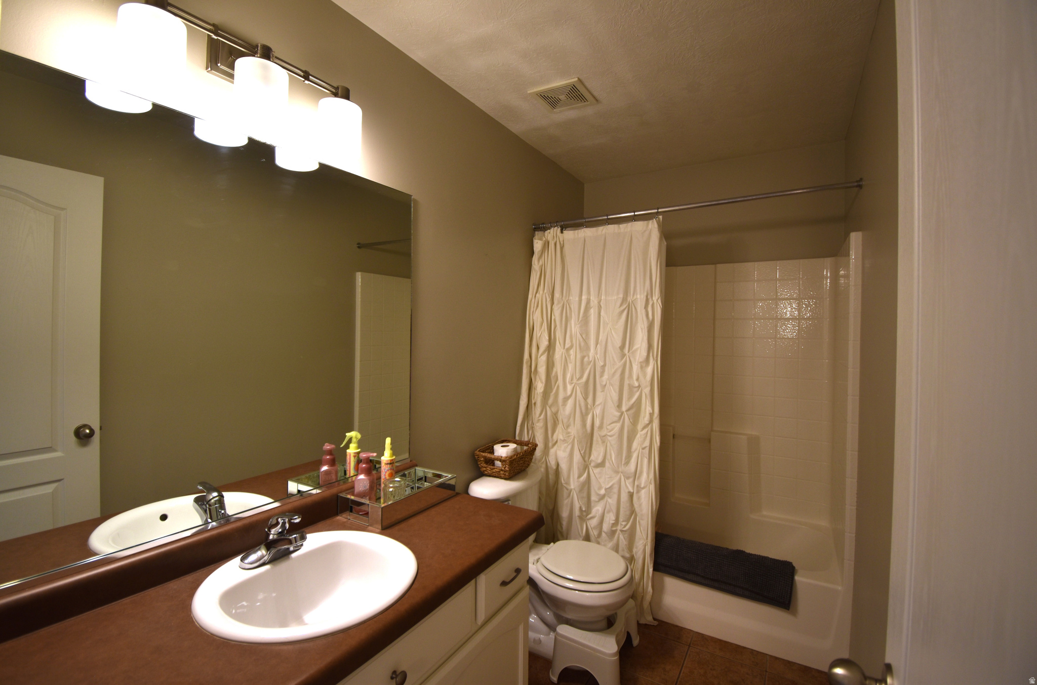 MONARCH MEADOWS PHAS - Residential