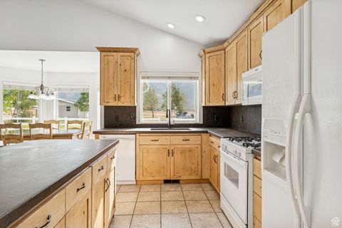 Tiny photo for 3994 N NEW LN, Oakley, UT 84055 (MLS # 2111872)