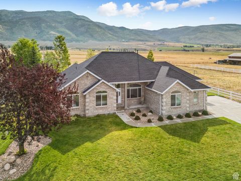 Tiny photo for 3994 N NEW LN, Oakley, UT 84055 (MLS # 2111872)