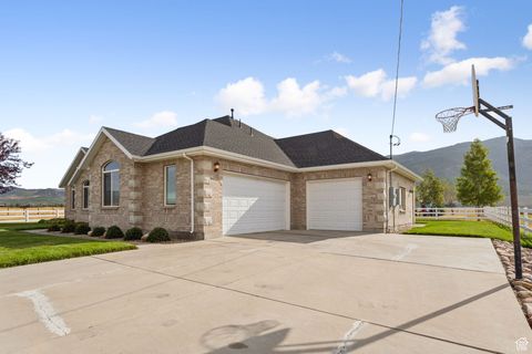 Tiny photo for 3994 N NEW LN, Oakley, UT 84055 (MLS # 2111872)