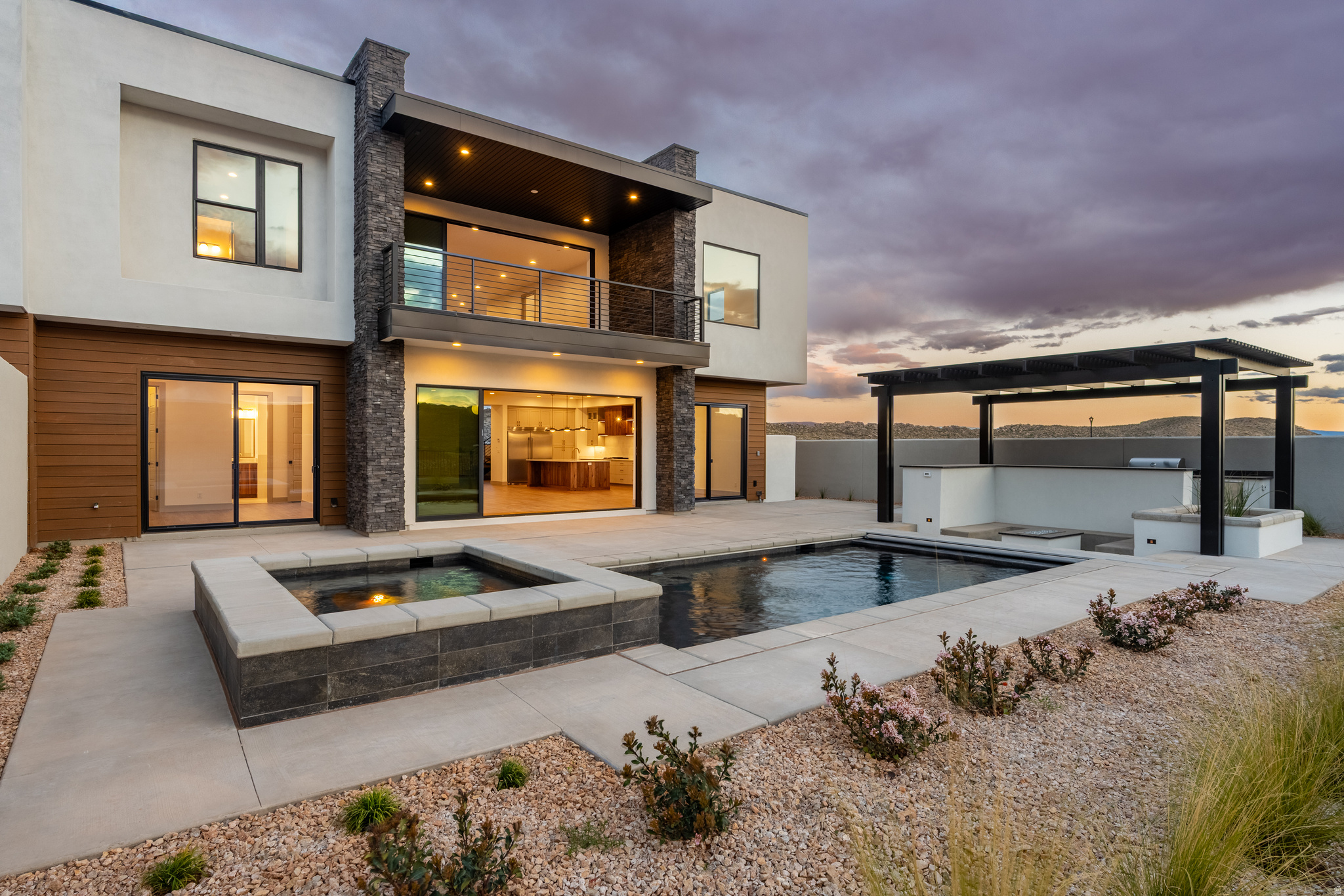 ISLAND AT CORAL CANYON - Residential Income