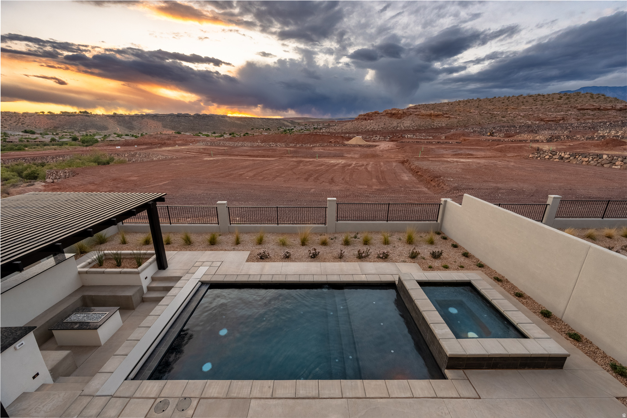 ISLAND AT CORAL CANYON - Residential Income