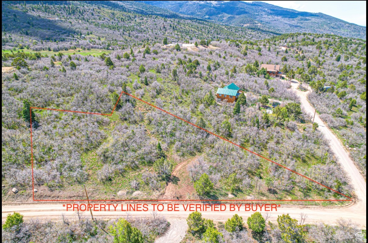 WHISPERING PINES 3 - Land