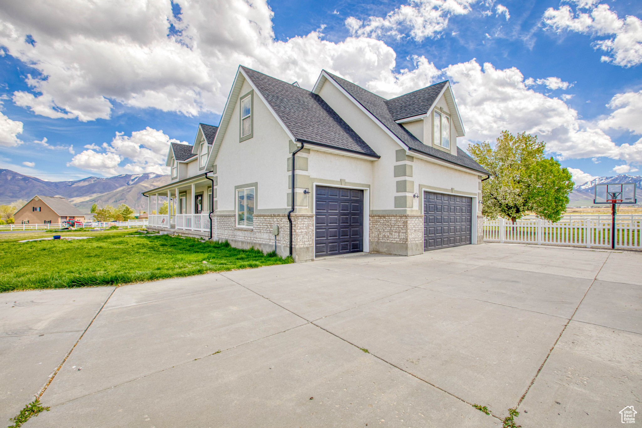 SILVER SPUR RANCHETT - Residential