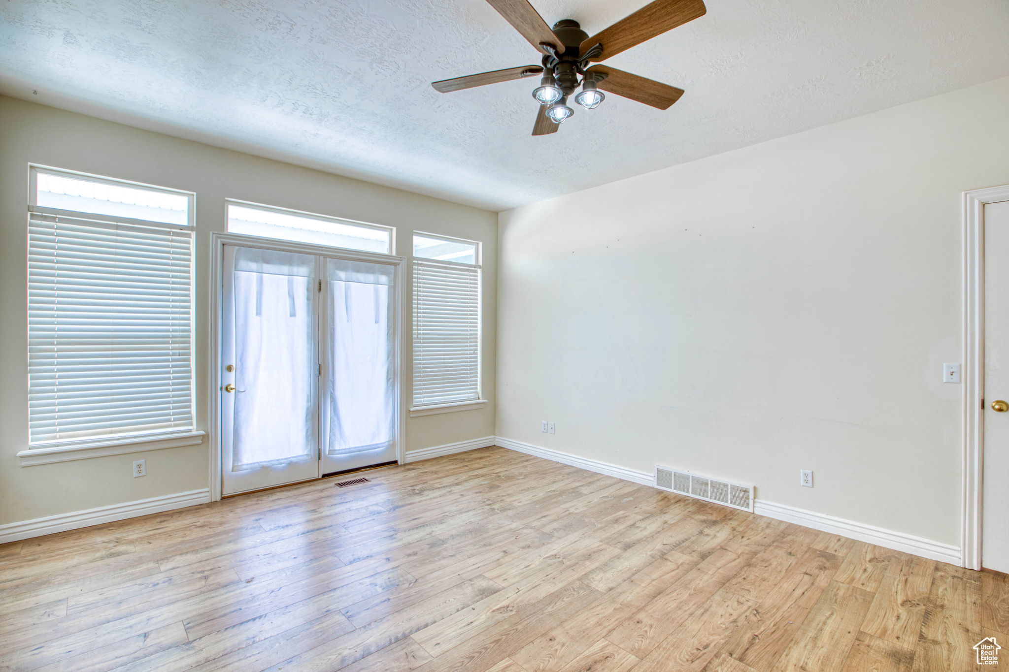 SILVER SPUR RANCHETT - Residential
