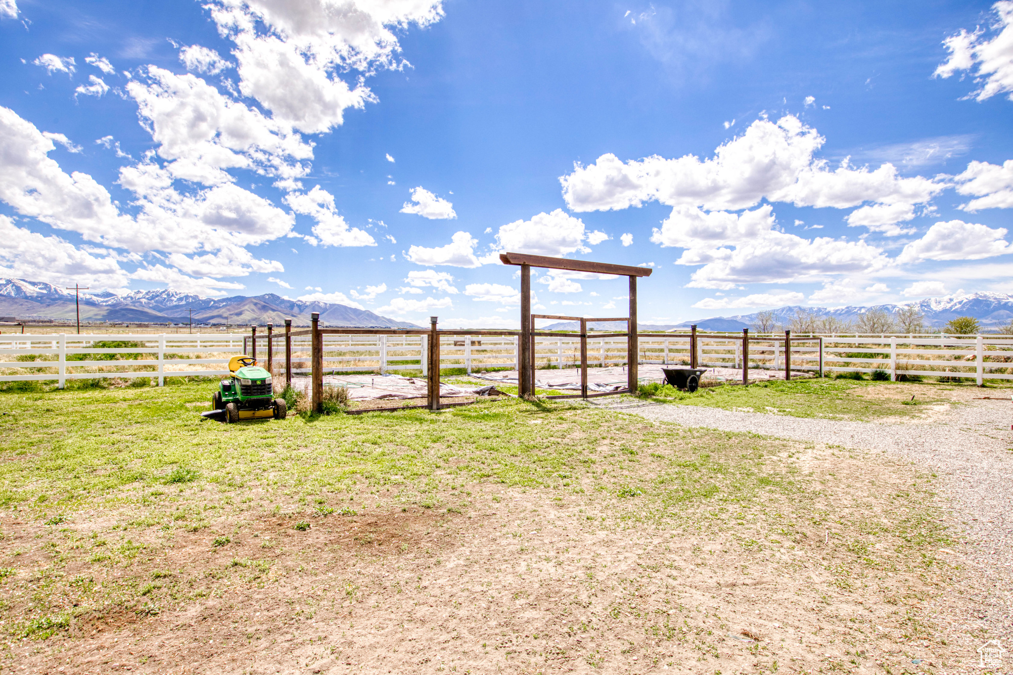 SILVER SPUR RANCHETT - Residential