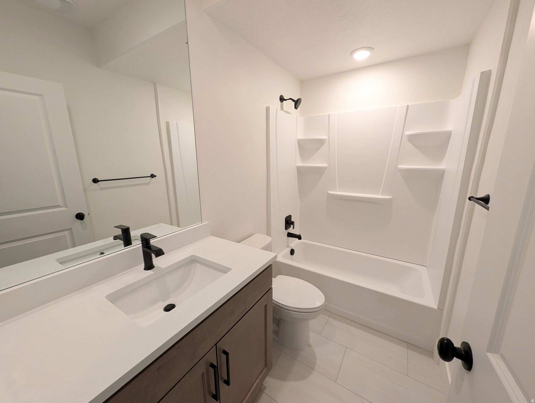 DAYBREAK - Residential