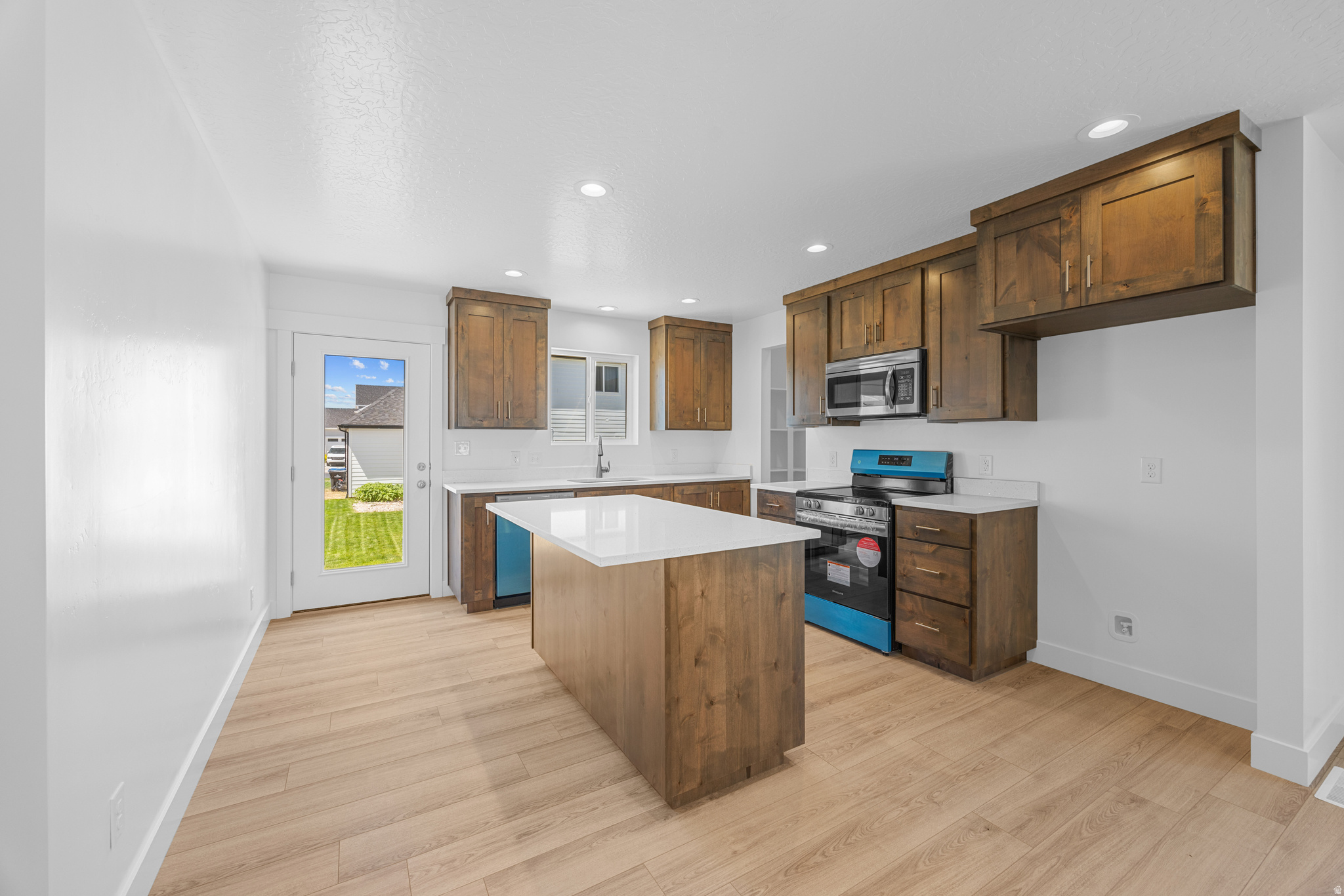 SUMMIT RIDGE THE HILLS - Residential