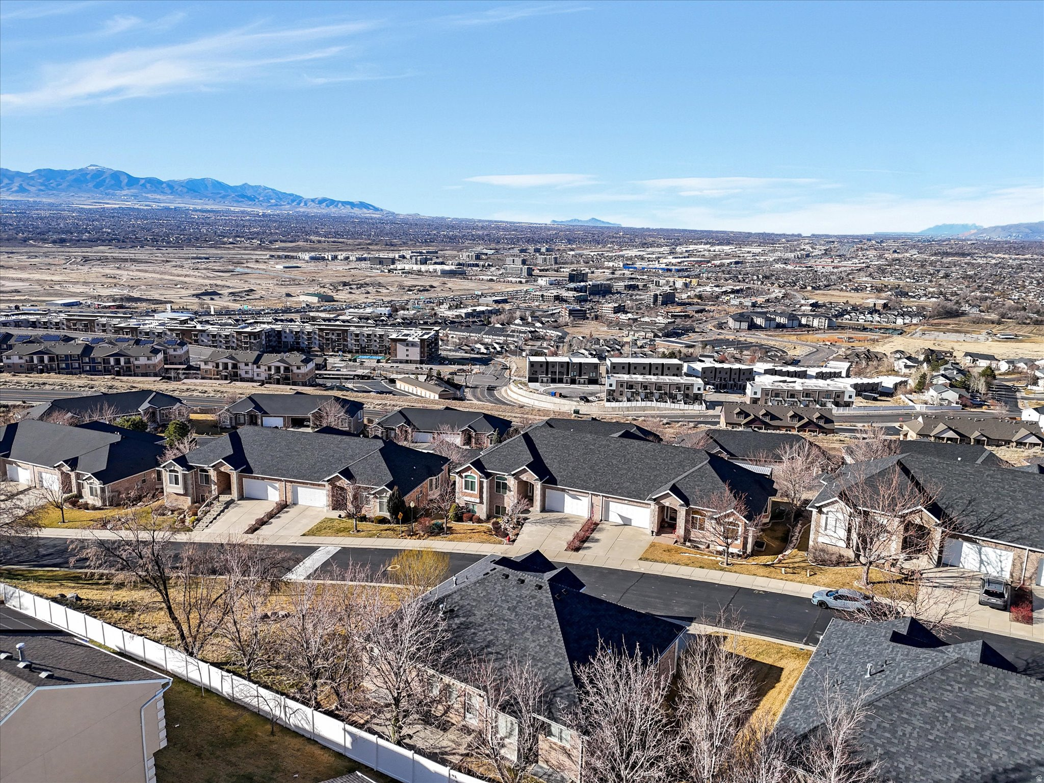 SOUTH MOUNTAIN - Residential