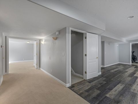 Tiny photo for 352 E HAVEN CREST RD, Draper, UT 84020 (MLS # 2140028)