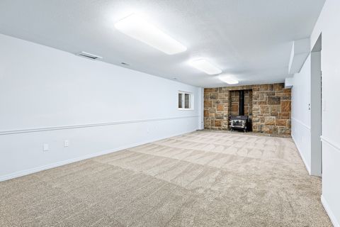 Tiny photo for 1184 E 300 N, Pleasant Grove, UT 84062 (MLS # 2136411)