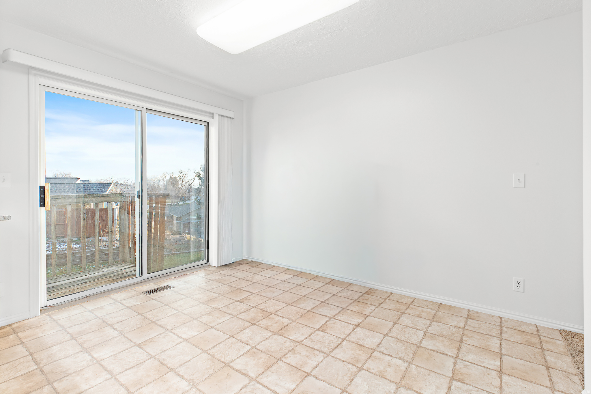 AUTUMN COVE - Residential