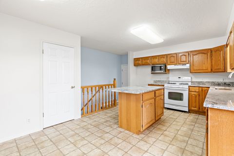 Tiny photo for 1184 E 300 N, Pleasant Grove, UT 84062 (MLS # 2136411)