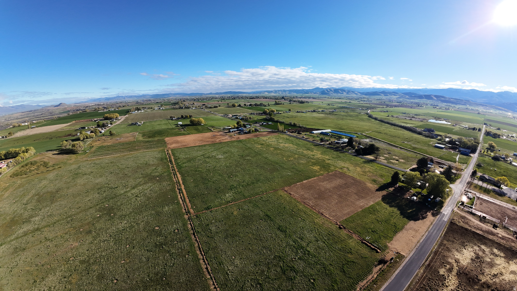 LOT 3 LEW PALMER - Land