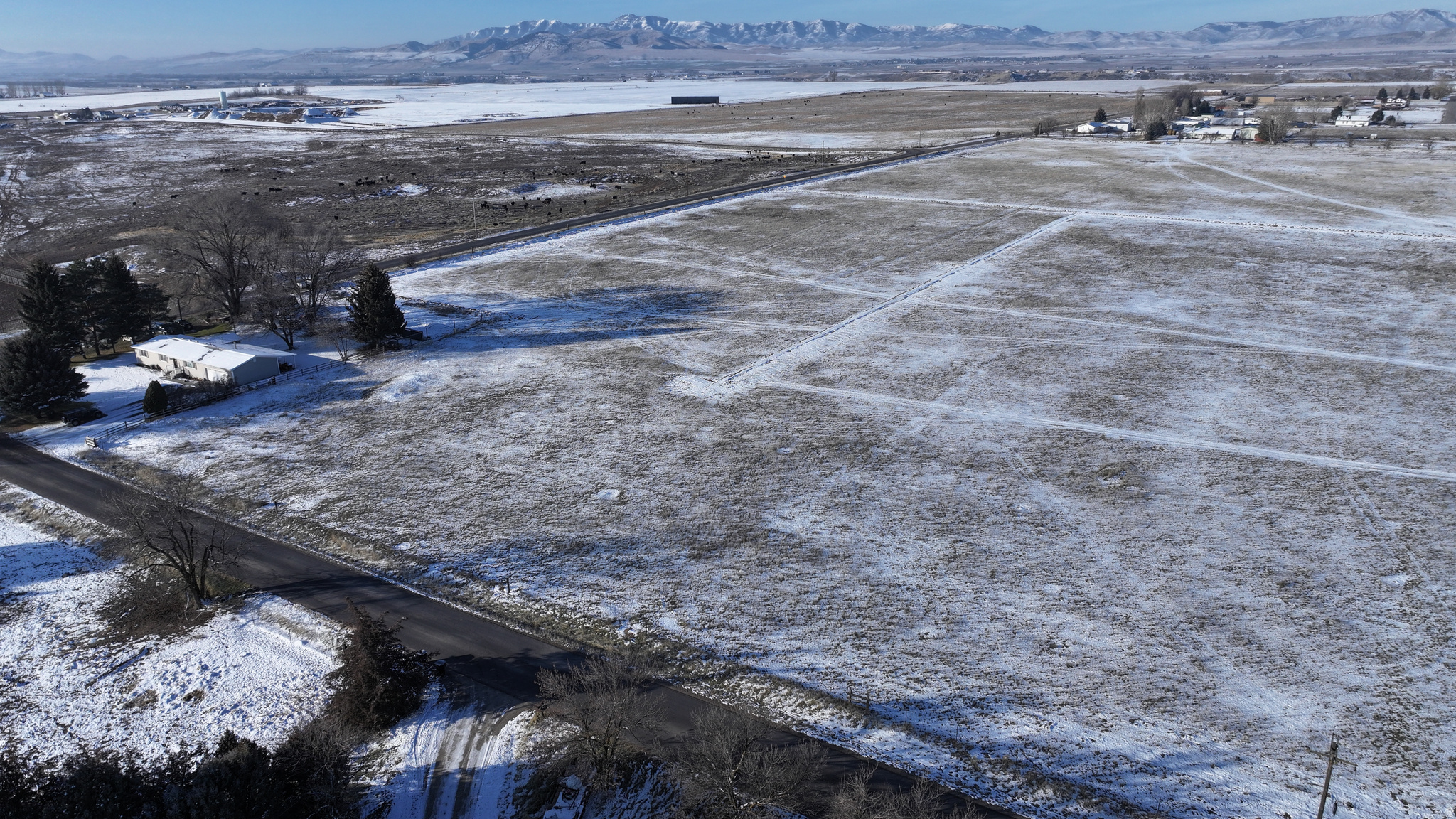 LOT 3 LEW PALMER - Land