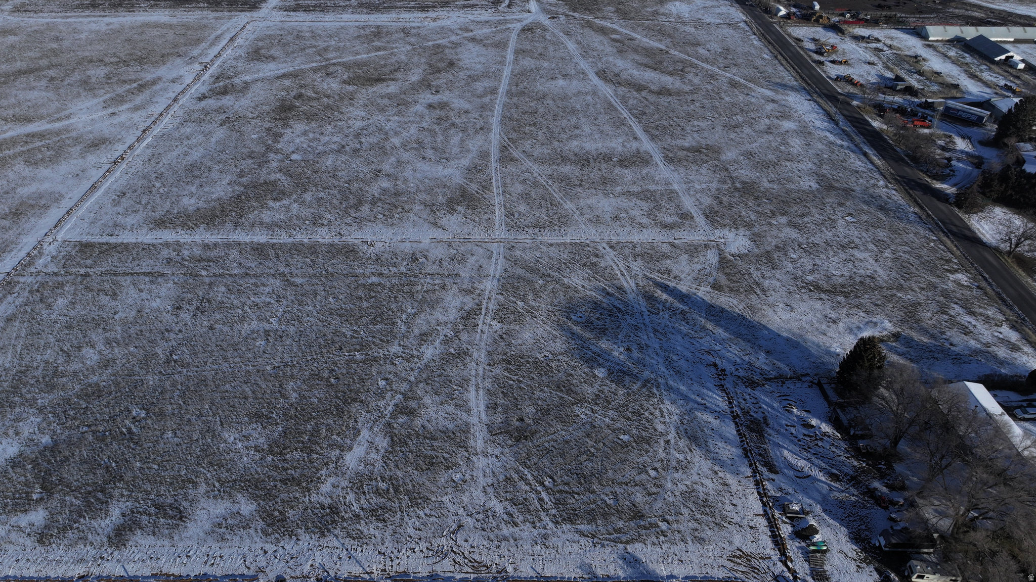 LOT 3 LEW PALMER - Land