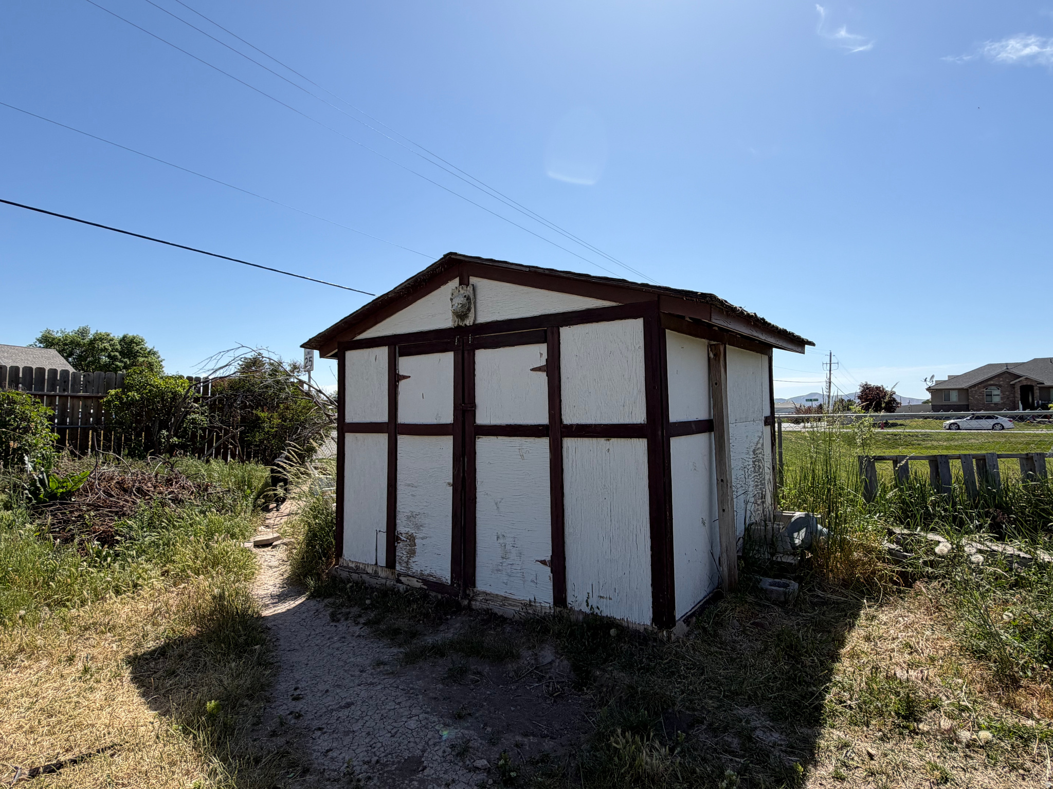 SANDALLWOOD ACRES - Residential
