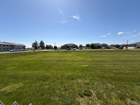 Tiny photo for 727 W 550 S, Tremonton, UT 84337 (MLS # 2161465)