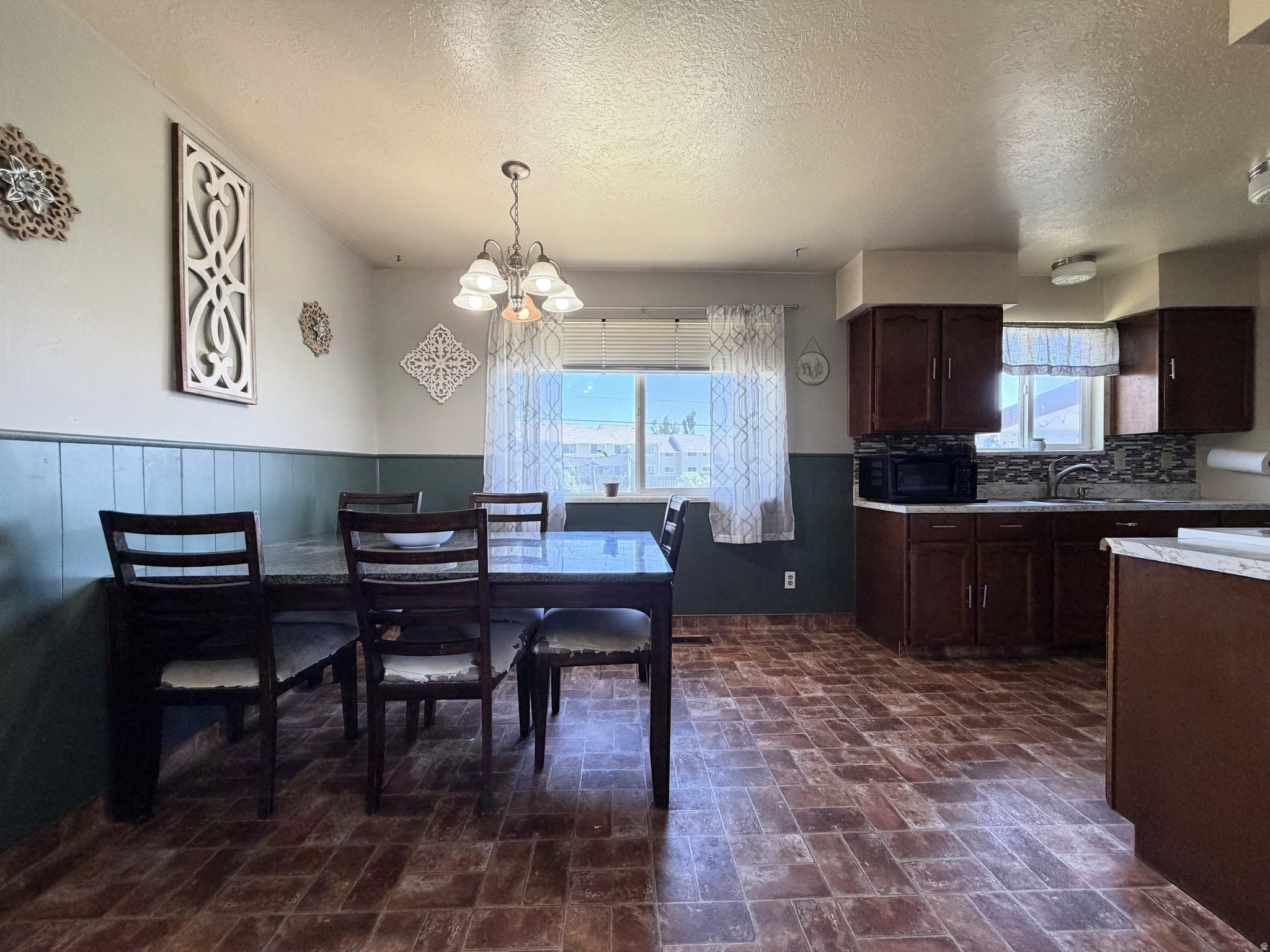 SANDALLWOOD ACRES - Residential