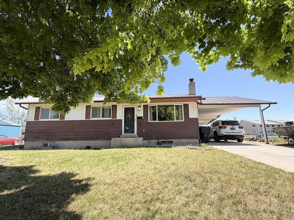 Photo for 727 W 550 S, Tremonton, UT 84337 (MLS # 2161465)