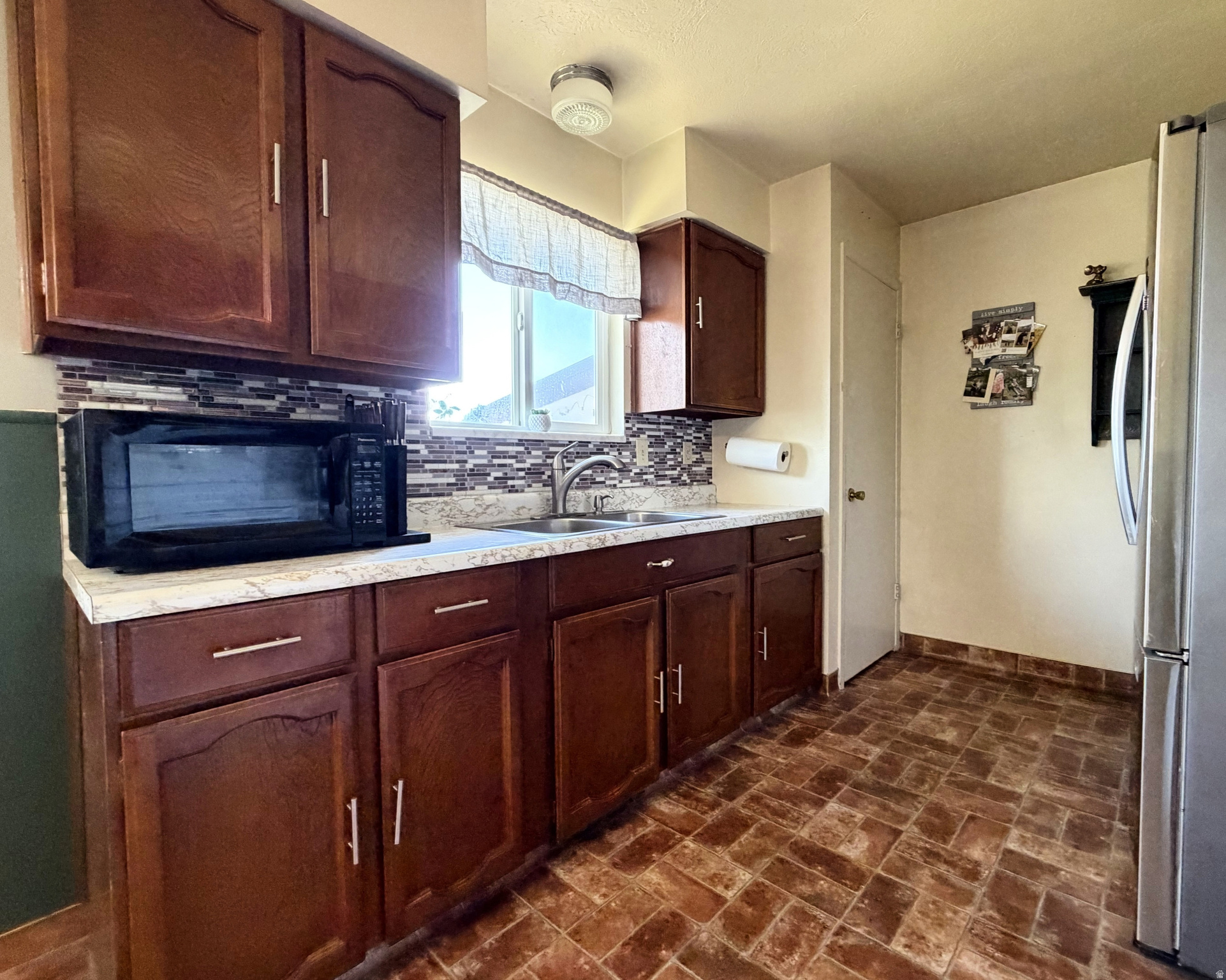 SANDALLWOOD ACRES - Residential