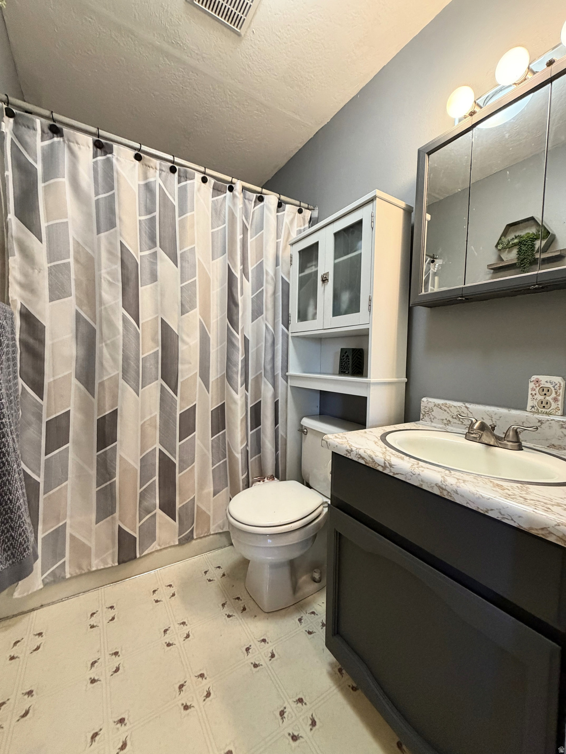 SANDALLWOOD ACRES - Residential
