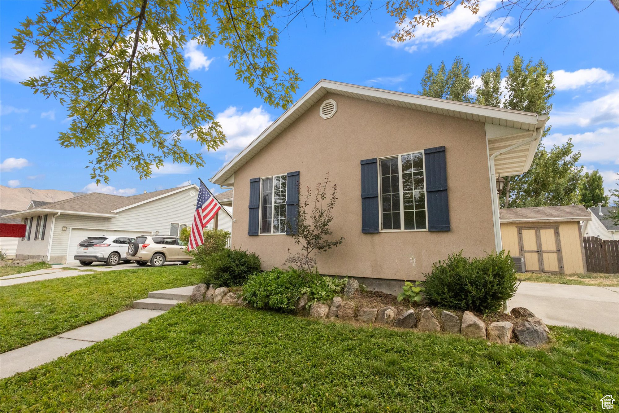 EAGLE POINT - Residential