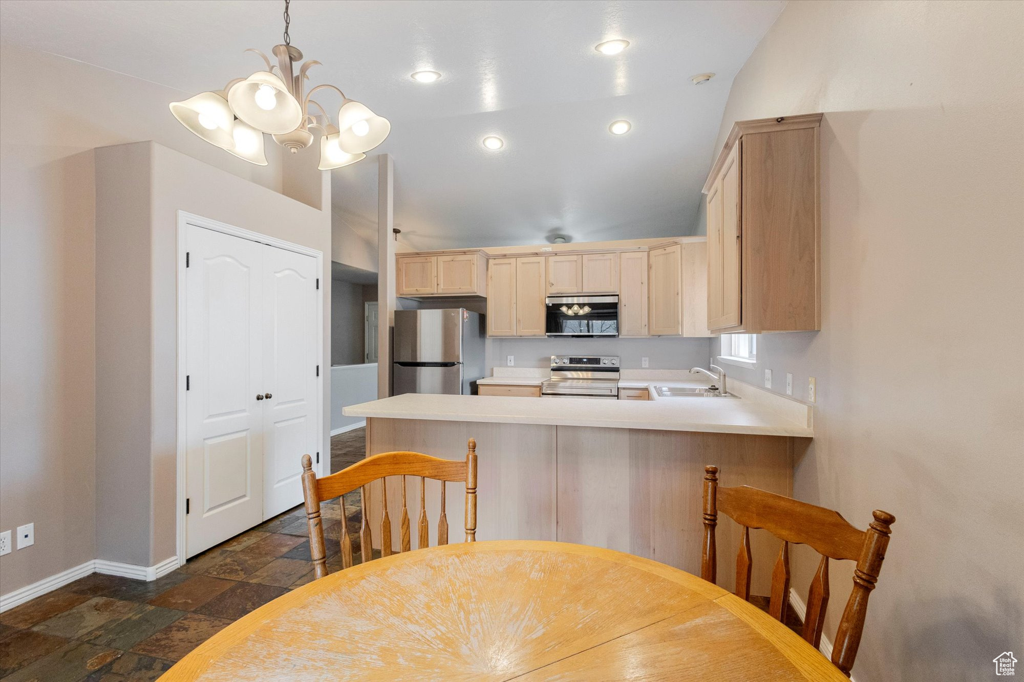 EAGLE POINT - Residential