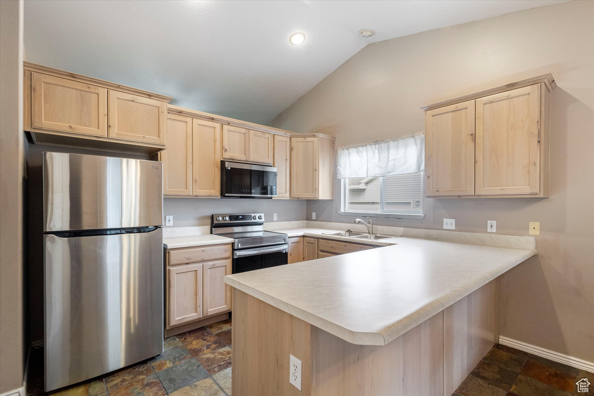 EAGLE POINT - Residential