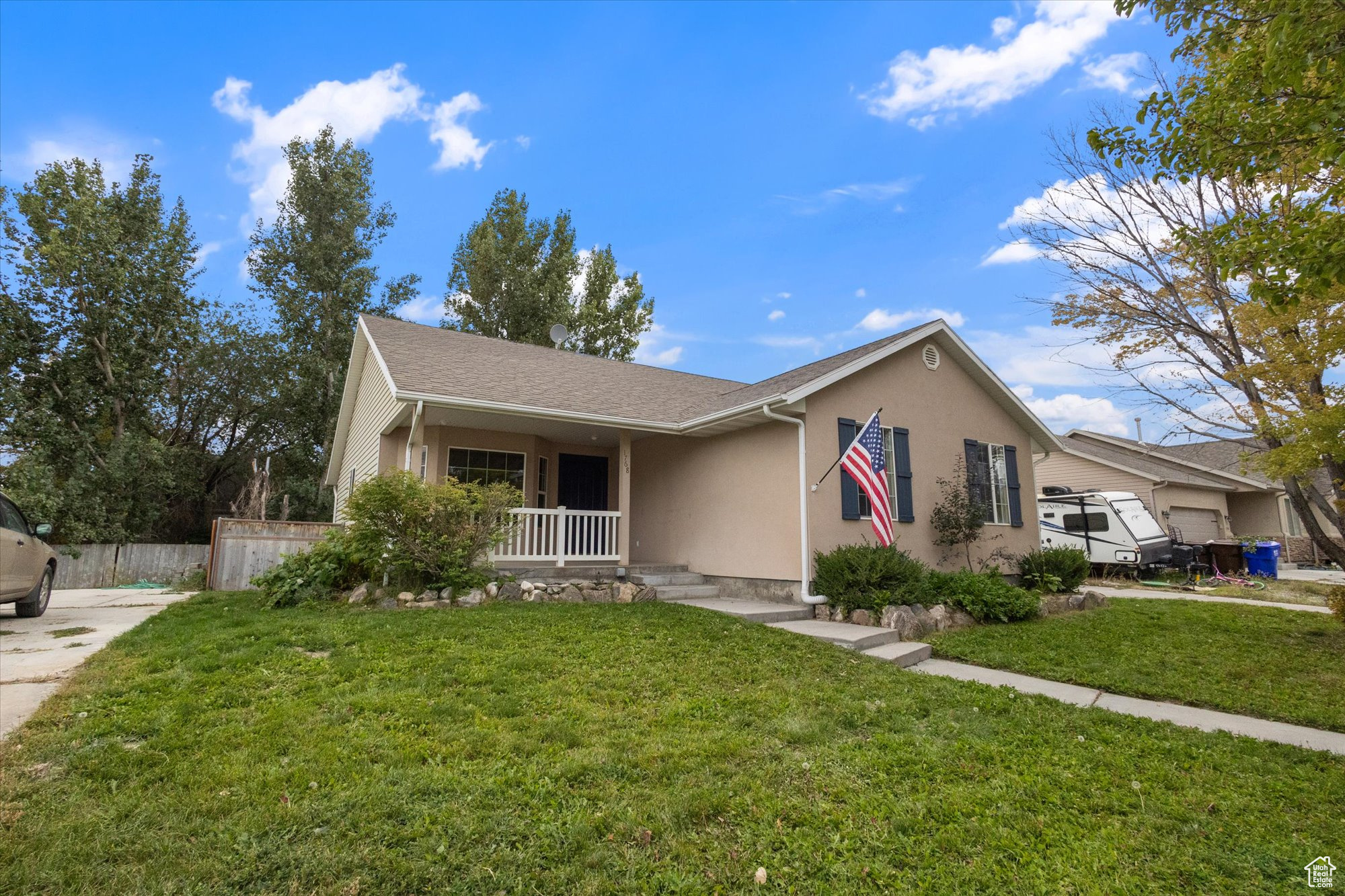 EAGLE POINT - Residential