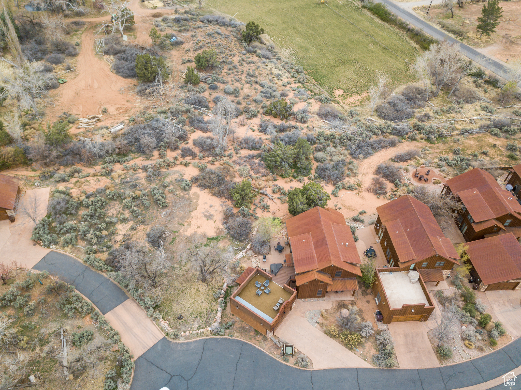 COYOTE RUN - Residential