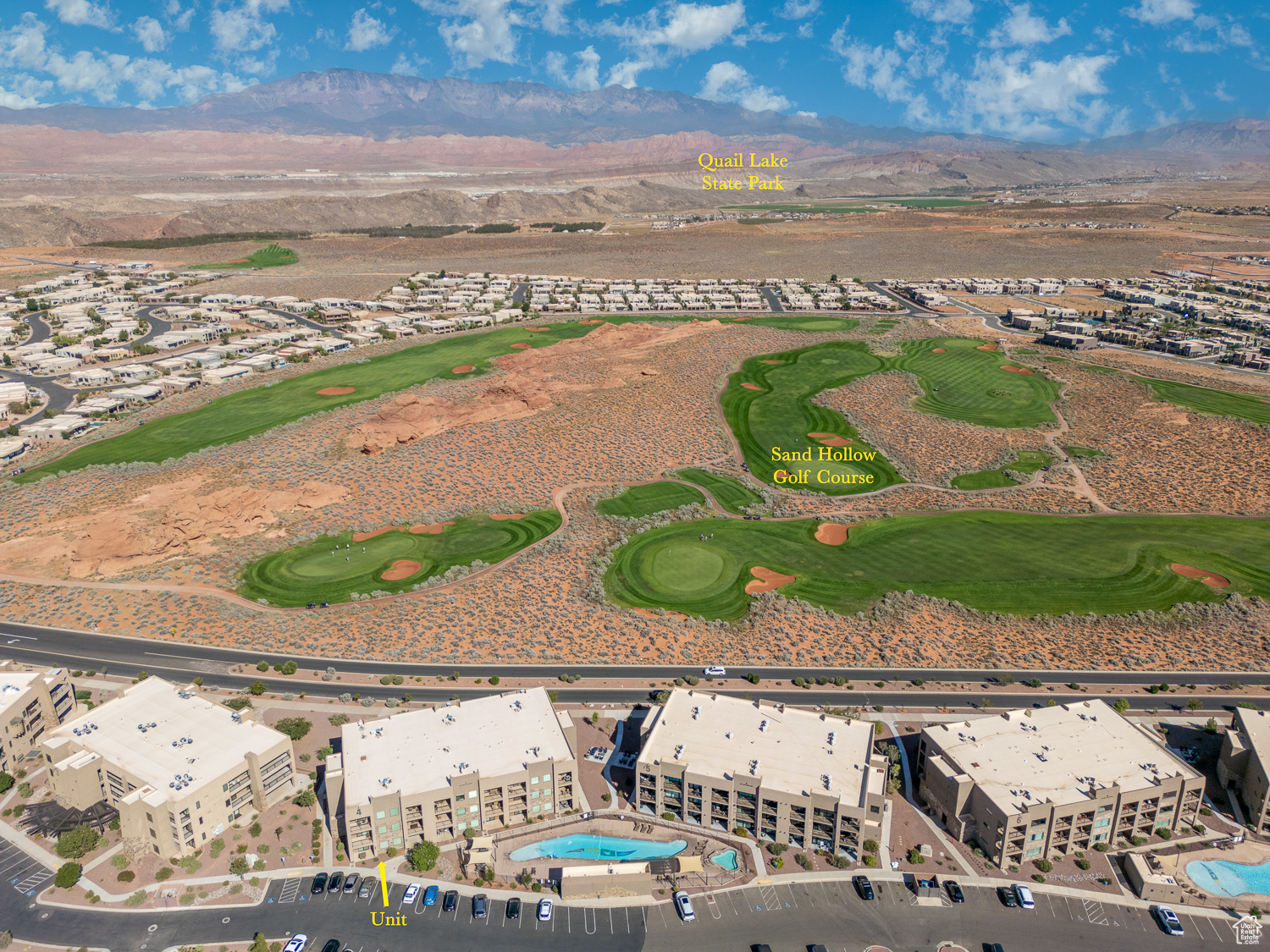 VILLAS AT SANDHOLLOW - Residential