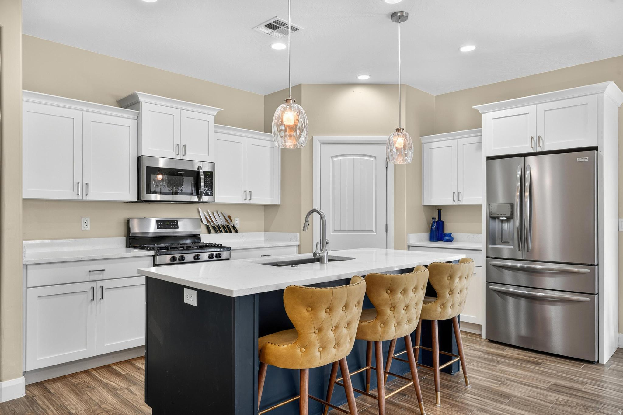 ZIONS GATE ESTATES PH 3 - Residential