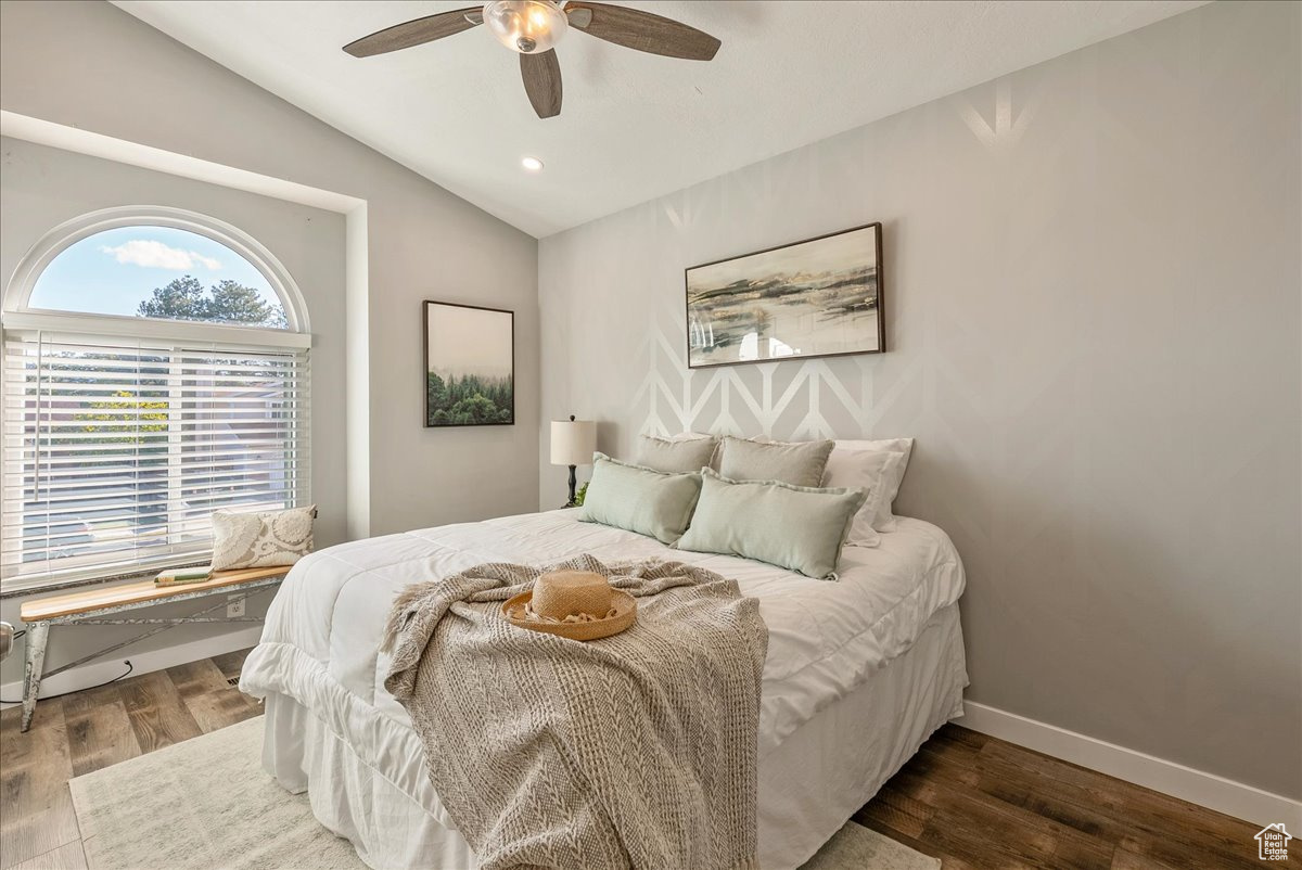 STORM MOUNTAIN TERRACE #2 - Residential