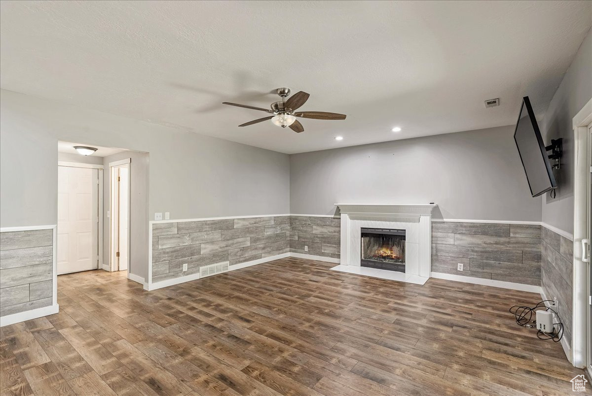 STORM MOUNTAIN TERRACE #2 - Residential