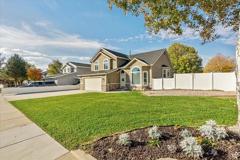 Tiny photo for 989 E DRY GULCH RD, Sandy, UT 84094 (MLS # 2118358)