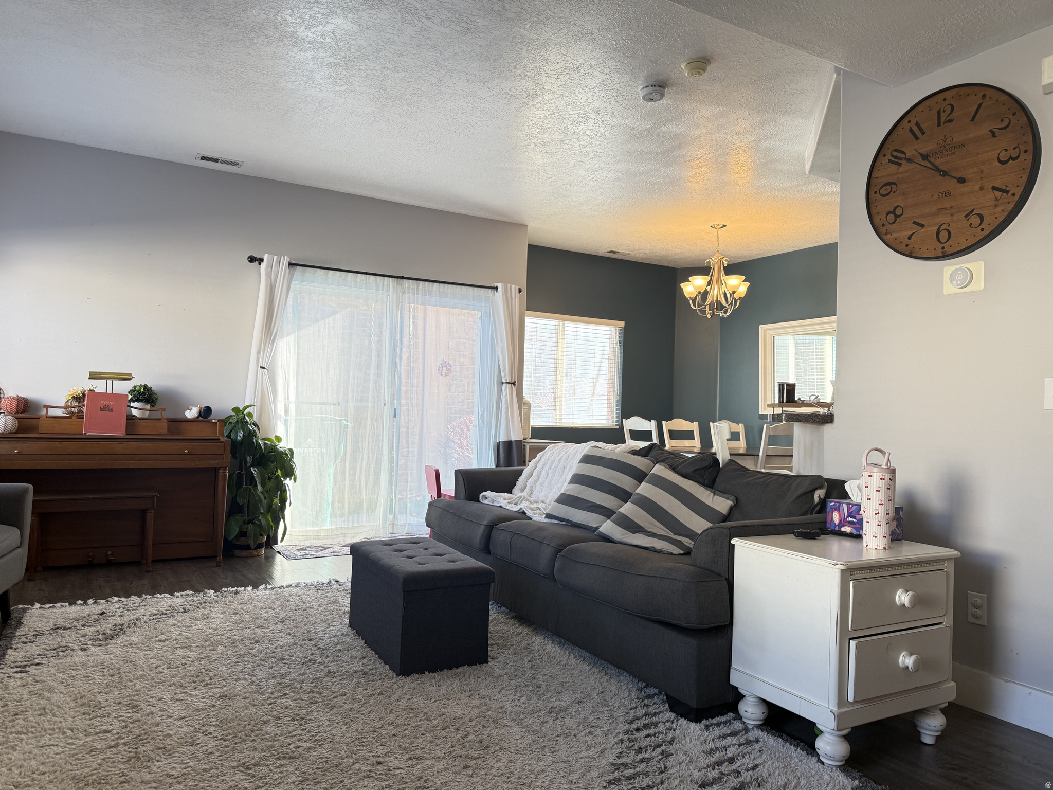 ASPEN SPRINGS - Residential Lease