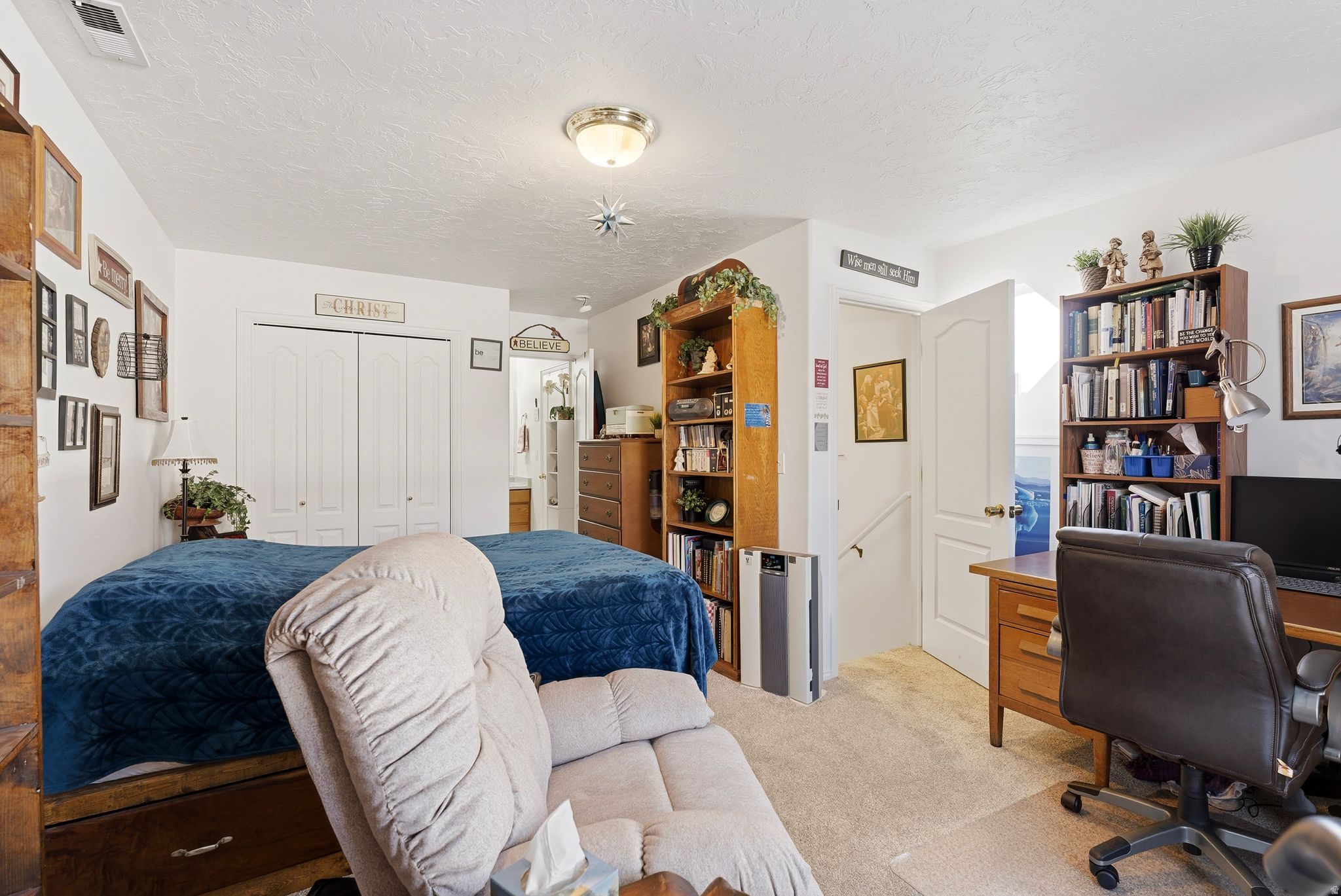 CHIPMAN VILLAGE - Residential