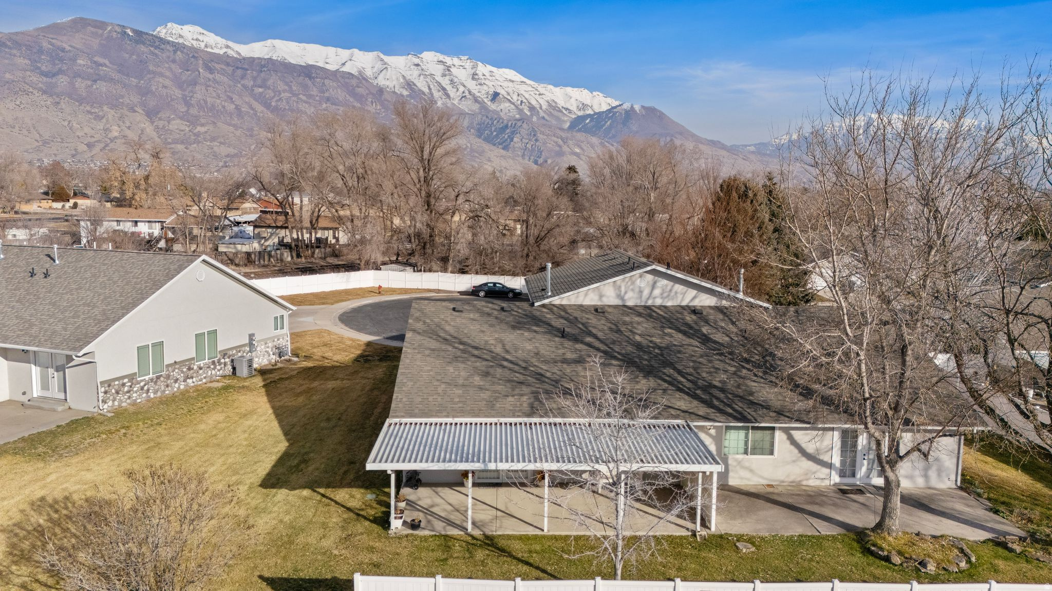 CHIPMAN VILLAGE - Residential