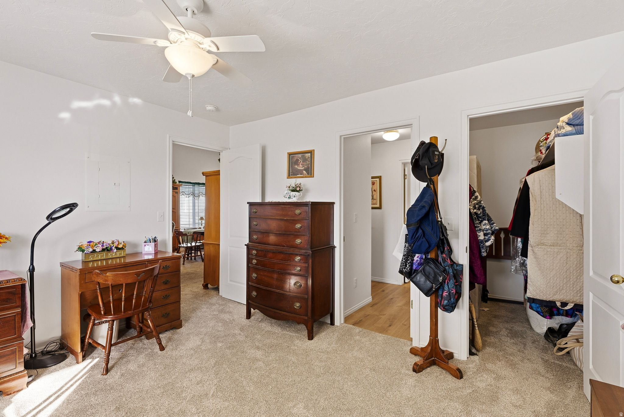 CHIPMAN VILLAGE - Residential