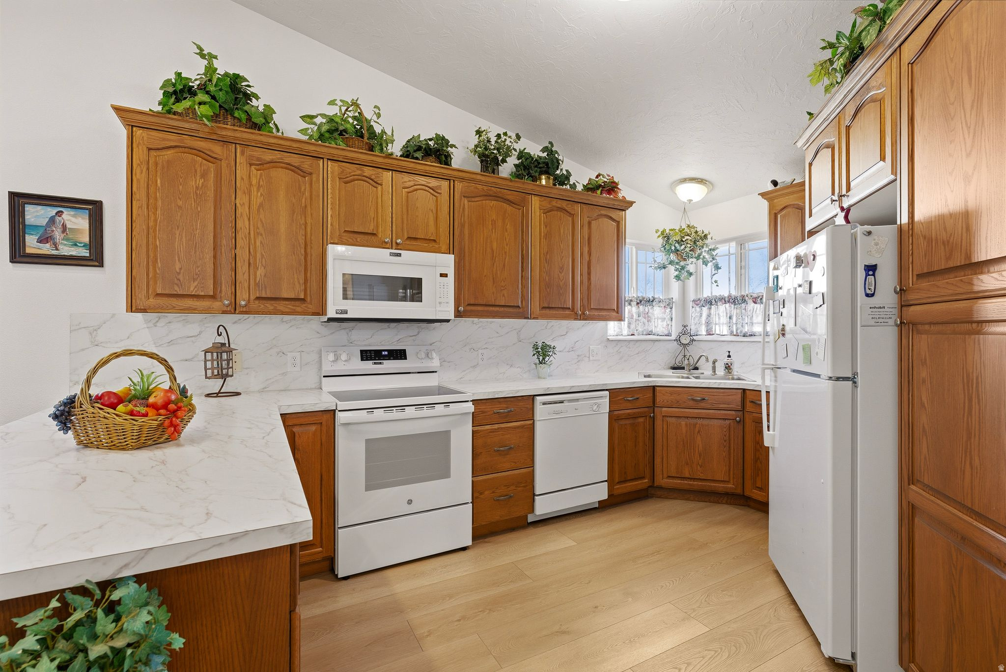 CHIPMAN VILLAGE - Residential