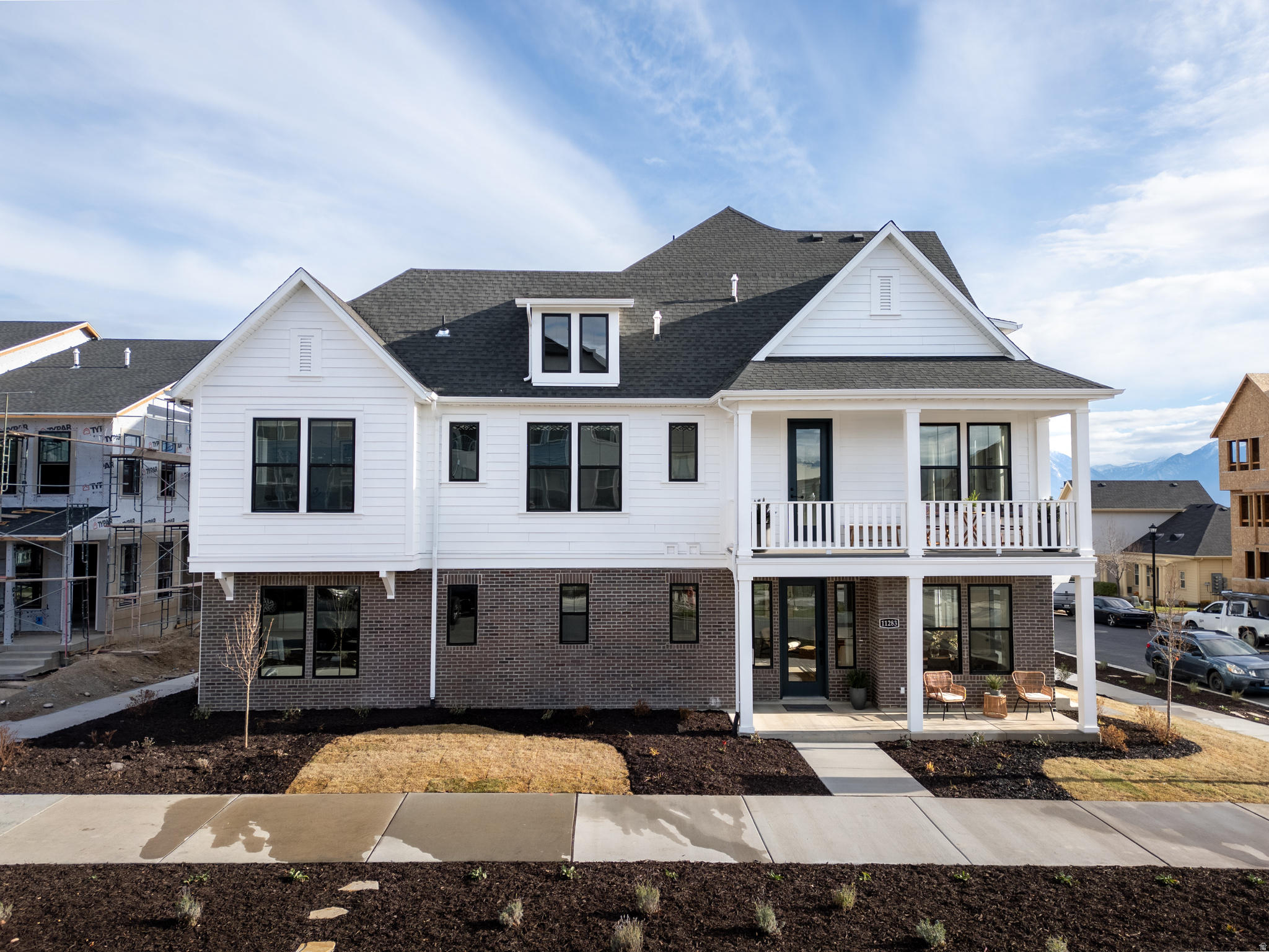 DAYBREAK - Residential