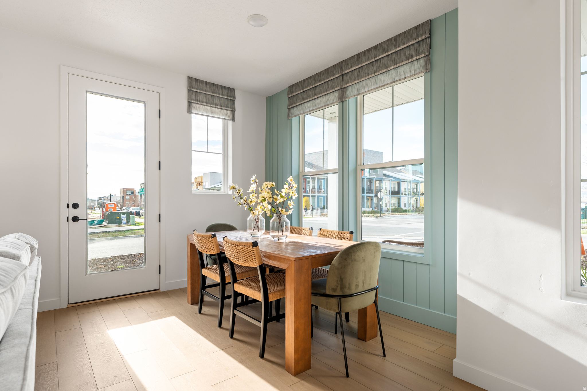 DAYBREAK - Residential