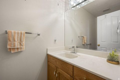 Tiny photo for 5323 N 1530 W, Saint George, UT 84770 (MLS # 2135539)