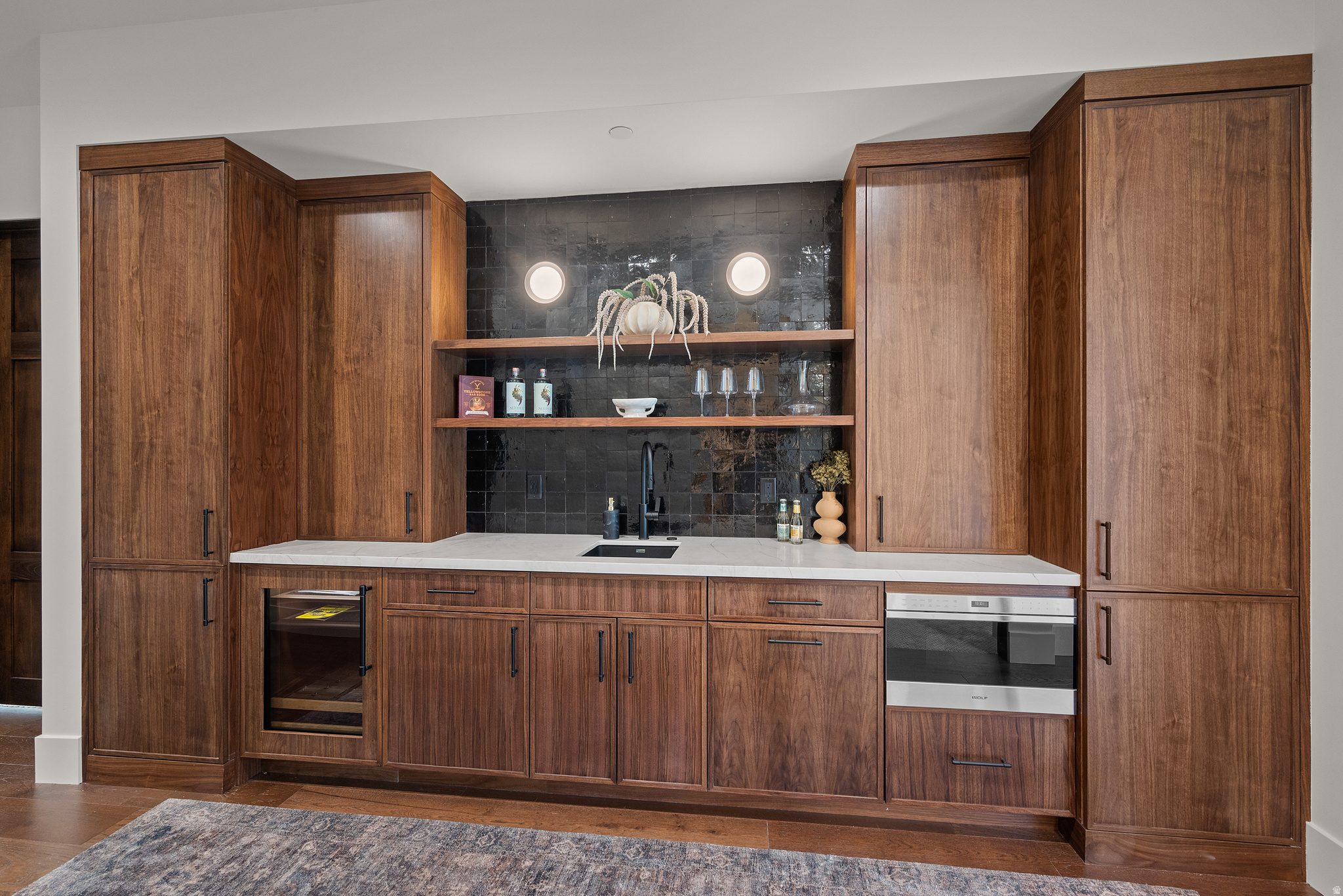 RED LEDGES - Residential