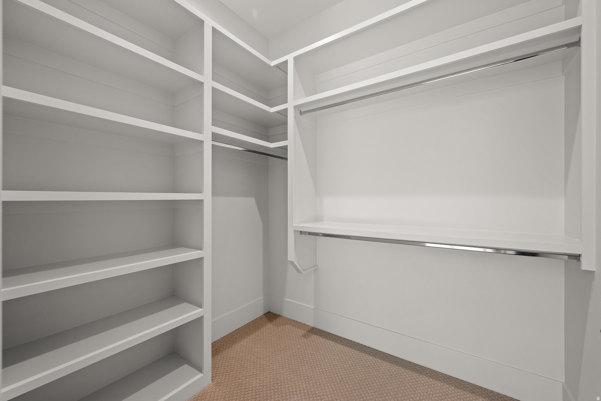 RED LEDGES - Residential