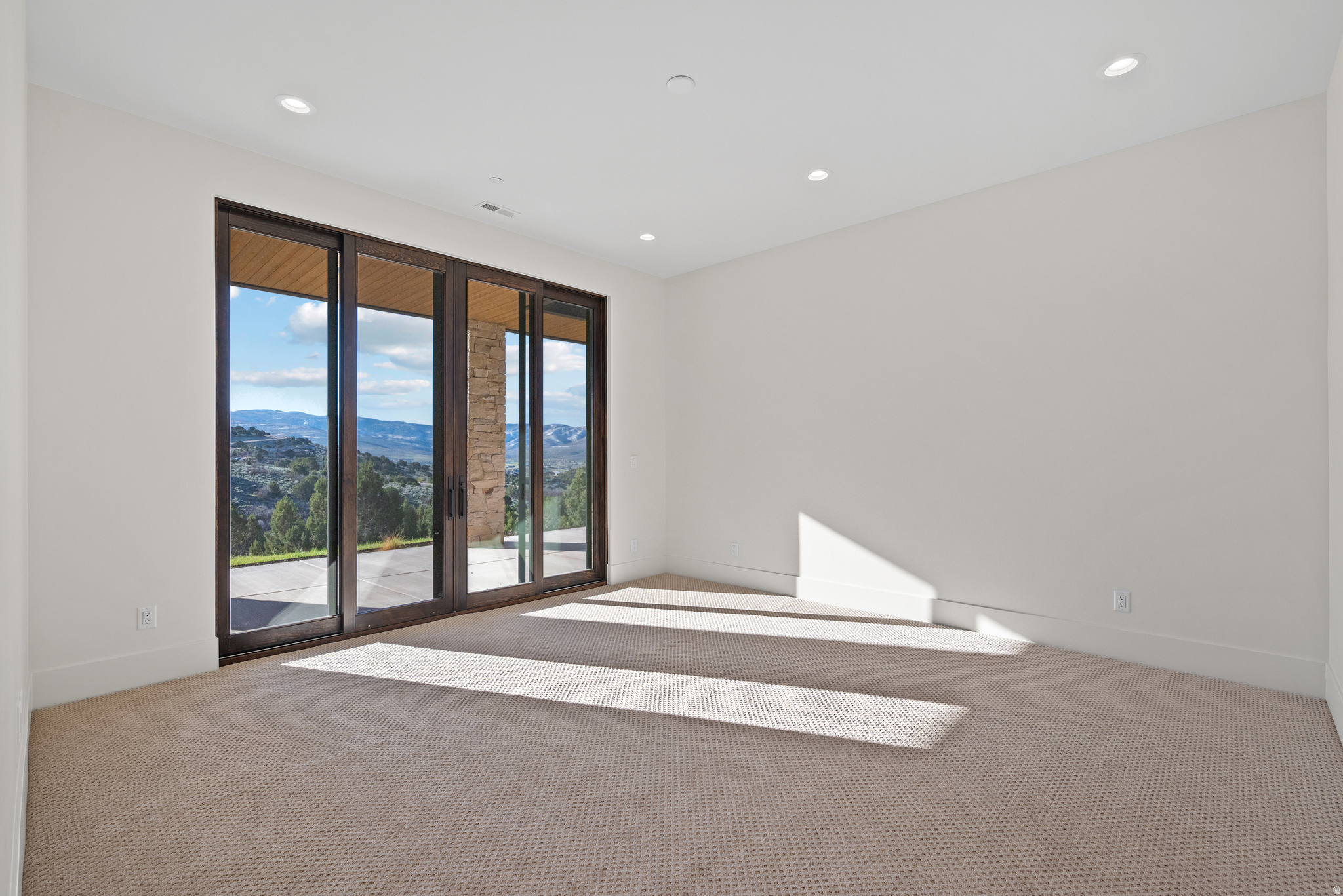 RED LEDGES - Residential